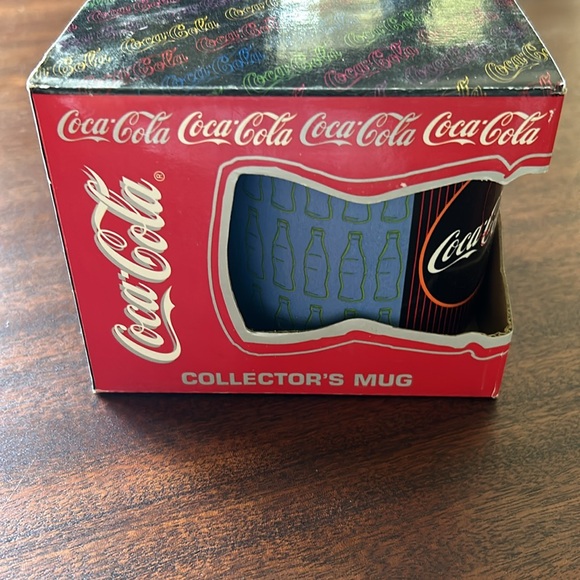 Coca-Cola collectible Mug 1995 NIB - Picture 2 of 5